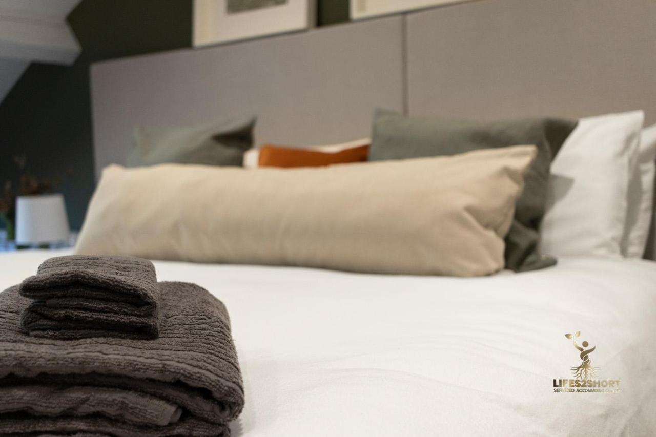 Luxe Courtyard Apartment For 4 Near Exeter City Centre Zewnętrze zdjęcie