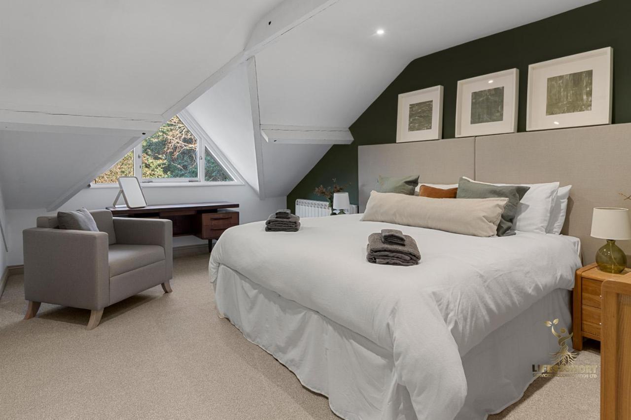 Luxe Courtyard Apartment For 4 Near Exeter City Centre Zewnętrze zdjęcie