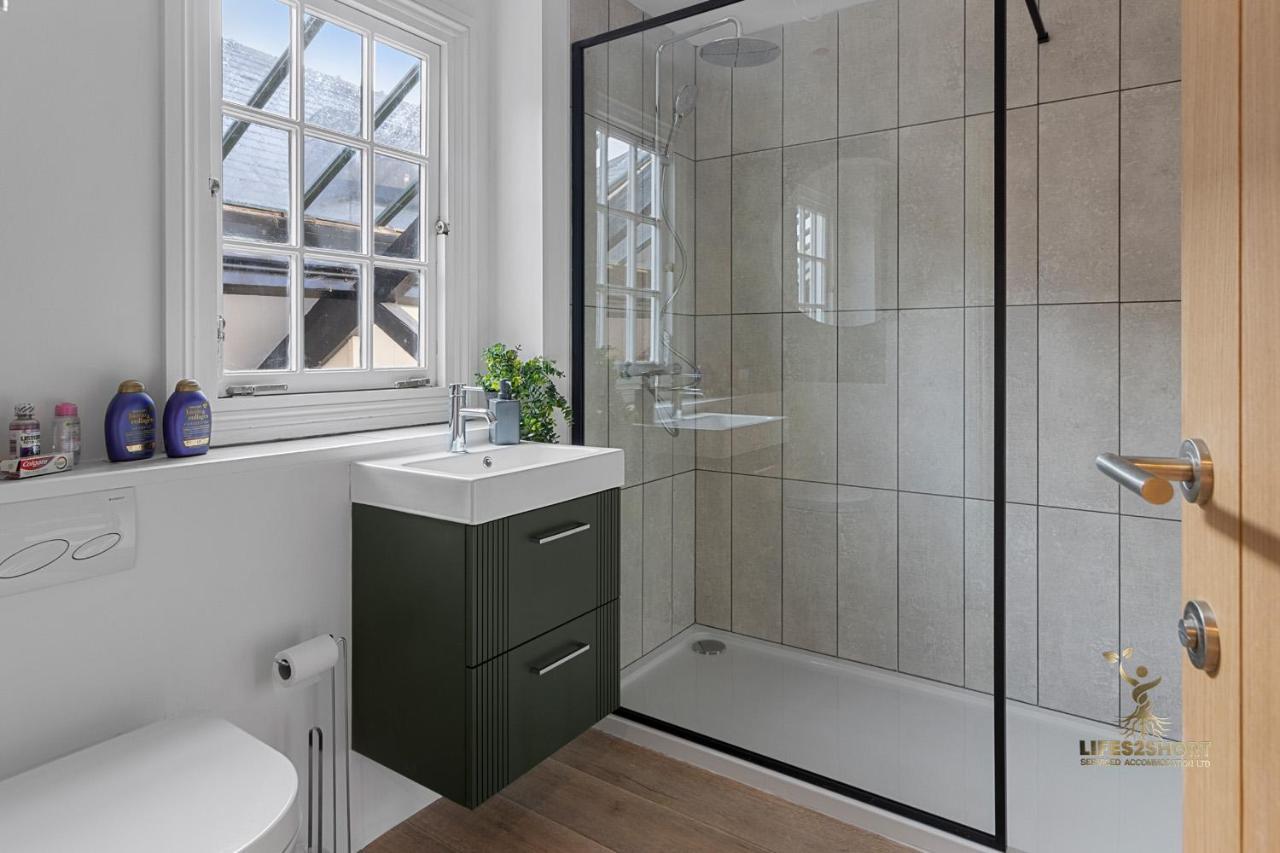 Luxe Courtyard Apartment For 4 Near Exeter City Centre Zewnętrze zdjęcie