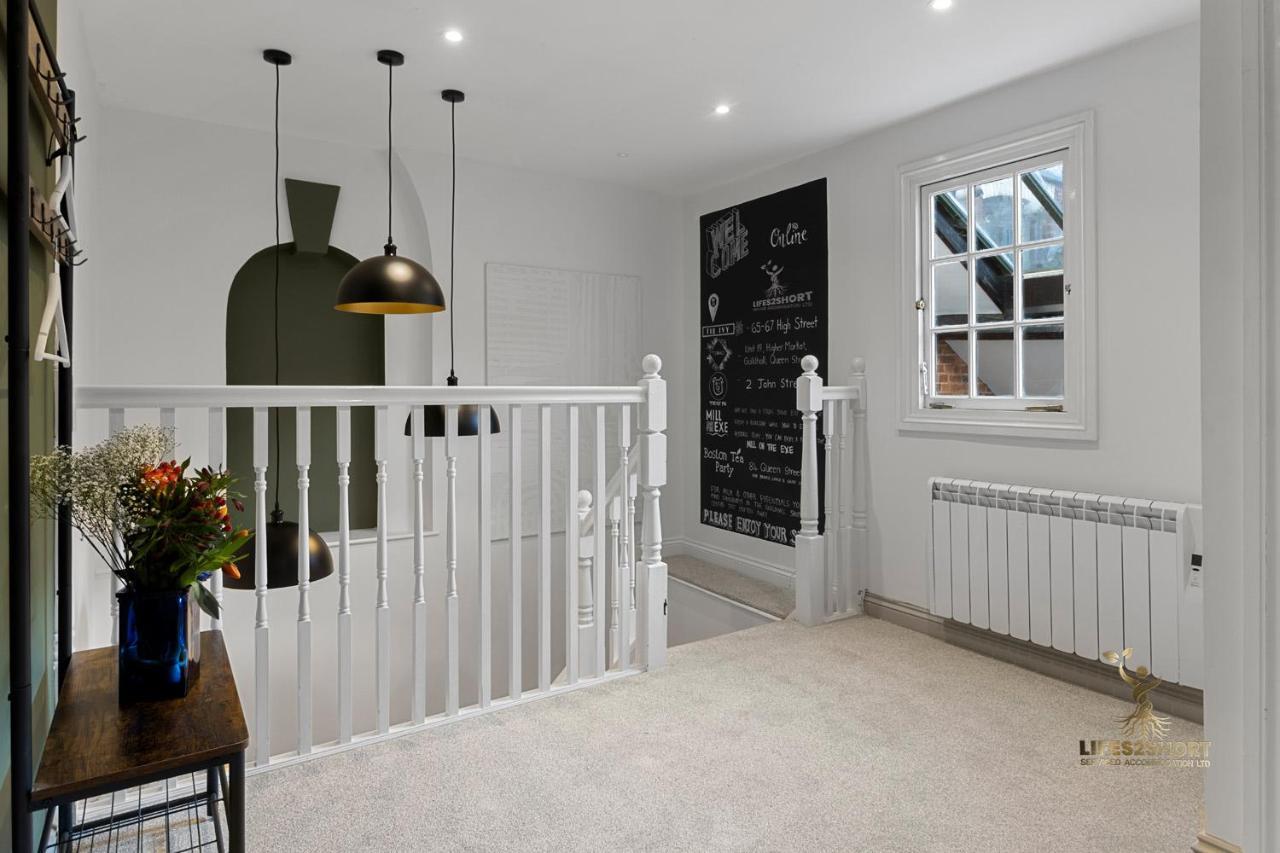 Luxe Courtyard Apartment For 4 Near Exeter City Centre Zewnętrze zdjęcie