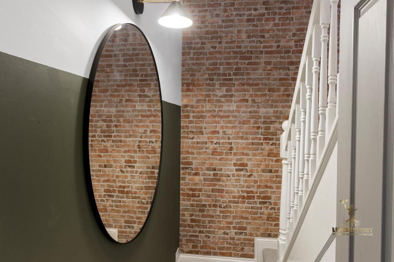 Luxe Courtyard Apartment For 4 Near Exeter City Centre Zewnętrze zdjęcie
